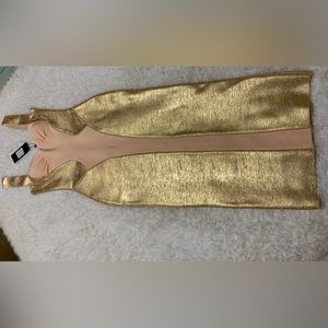 🆕 Brand New Gold Bandage Dress 
Size Small